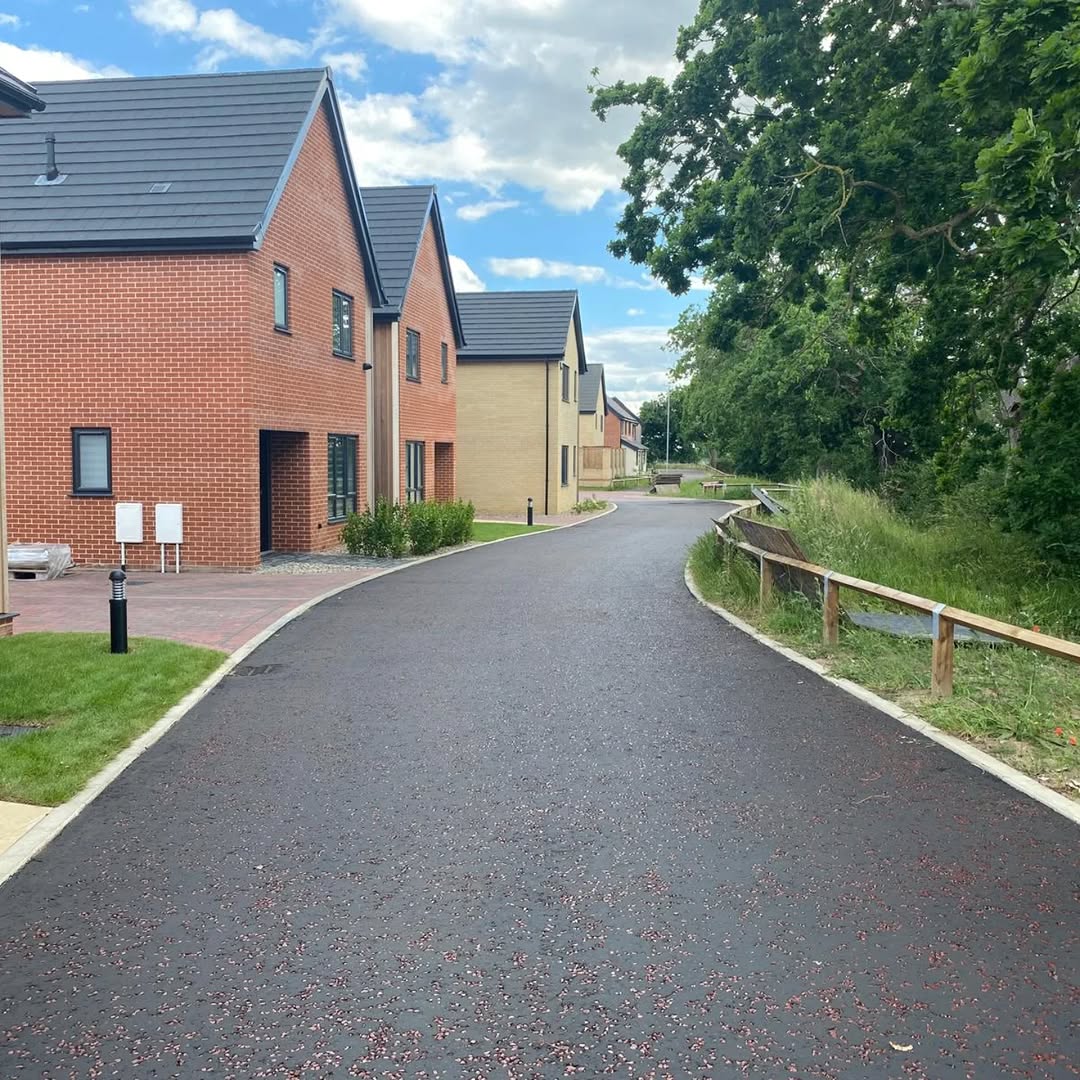 Completed street scene at Woods Meadow with finished homes